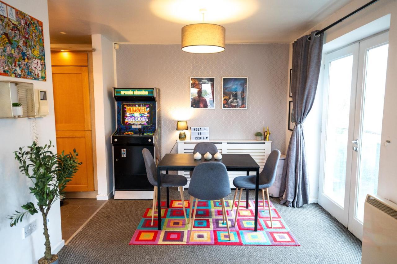 Artistic Stunning Apartment City View Londonderry Exteriör bild